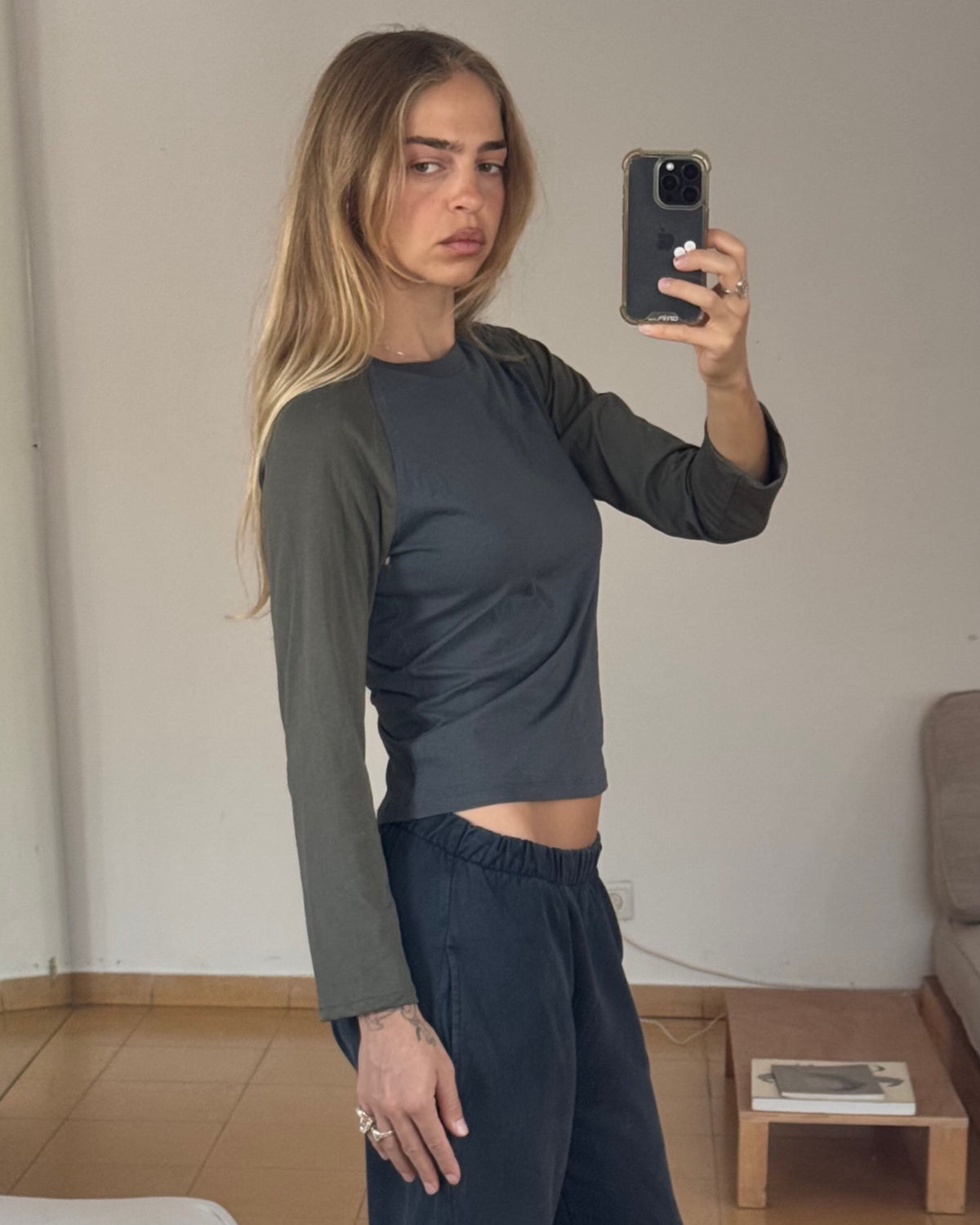 RAGLAN T \ Olive & charcoal