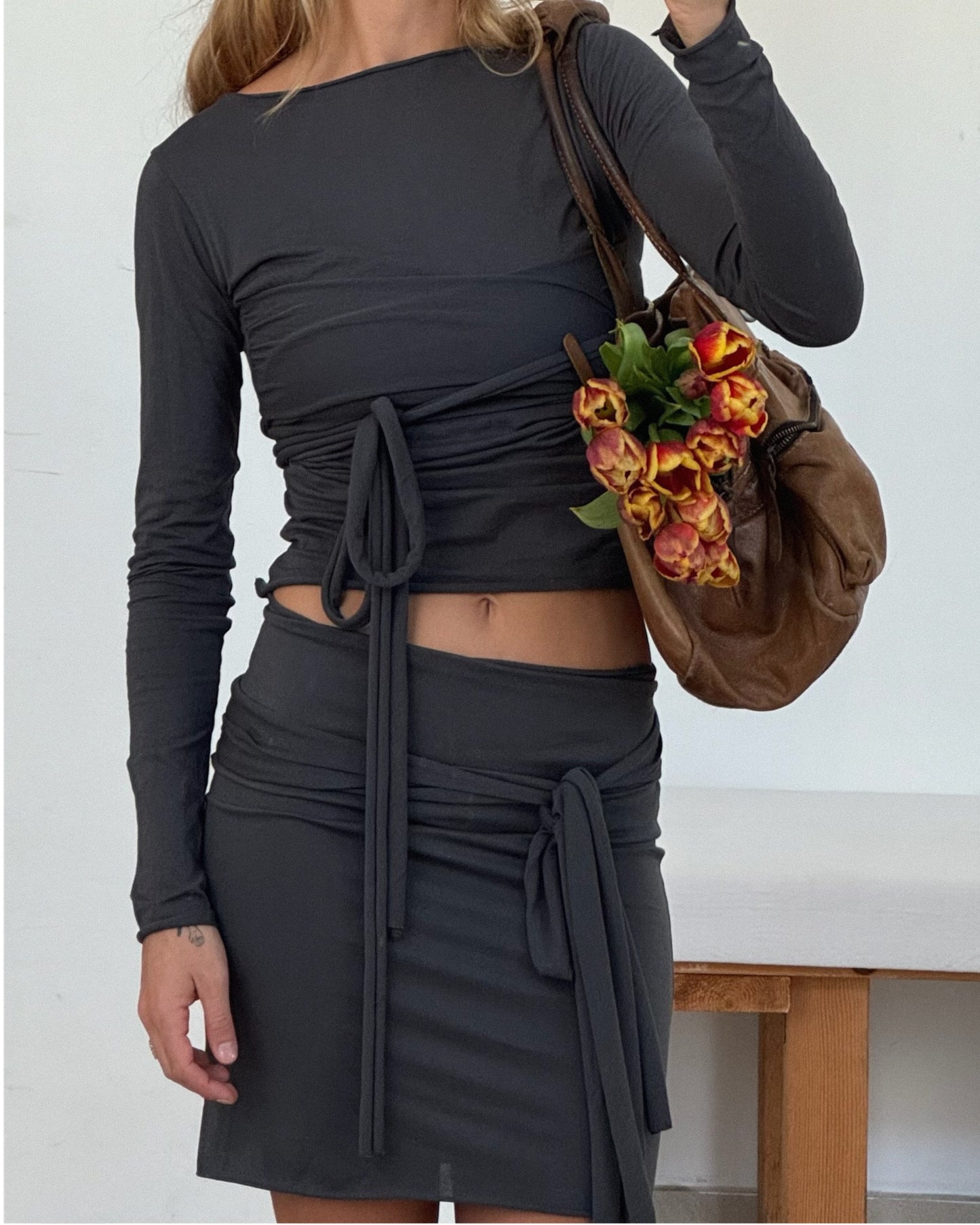 TUBE TIES TOP \ Charcoal grey