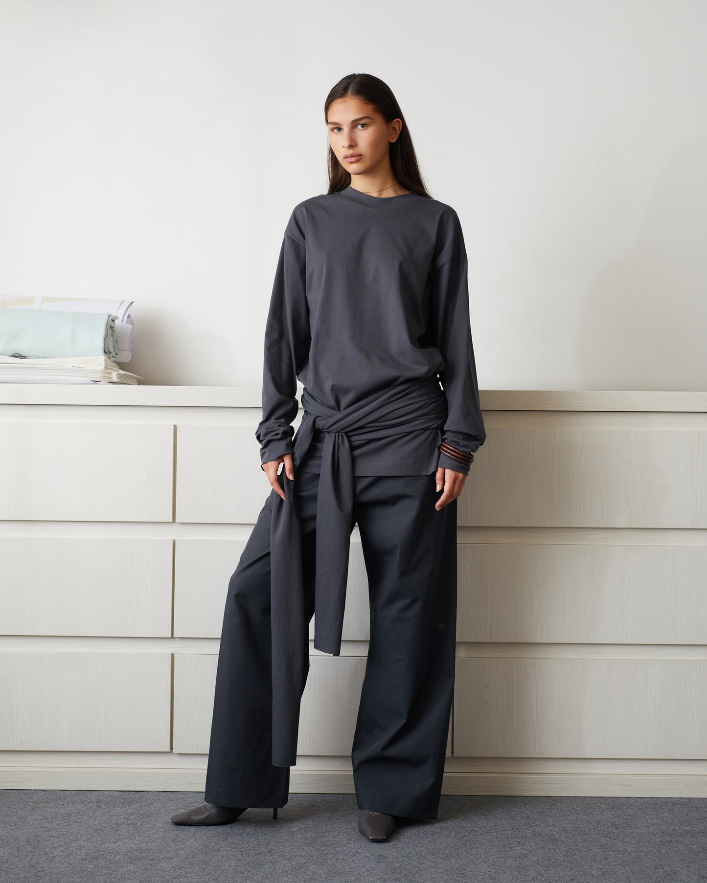 L.S T SHIRT \ Charcoal grey
