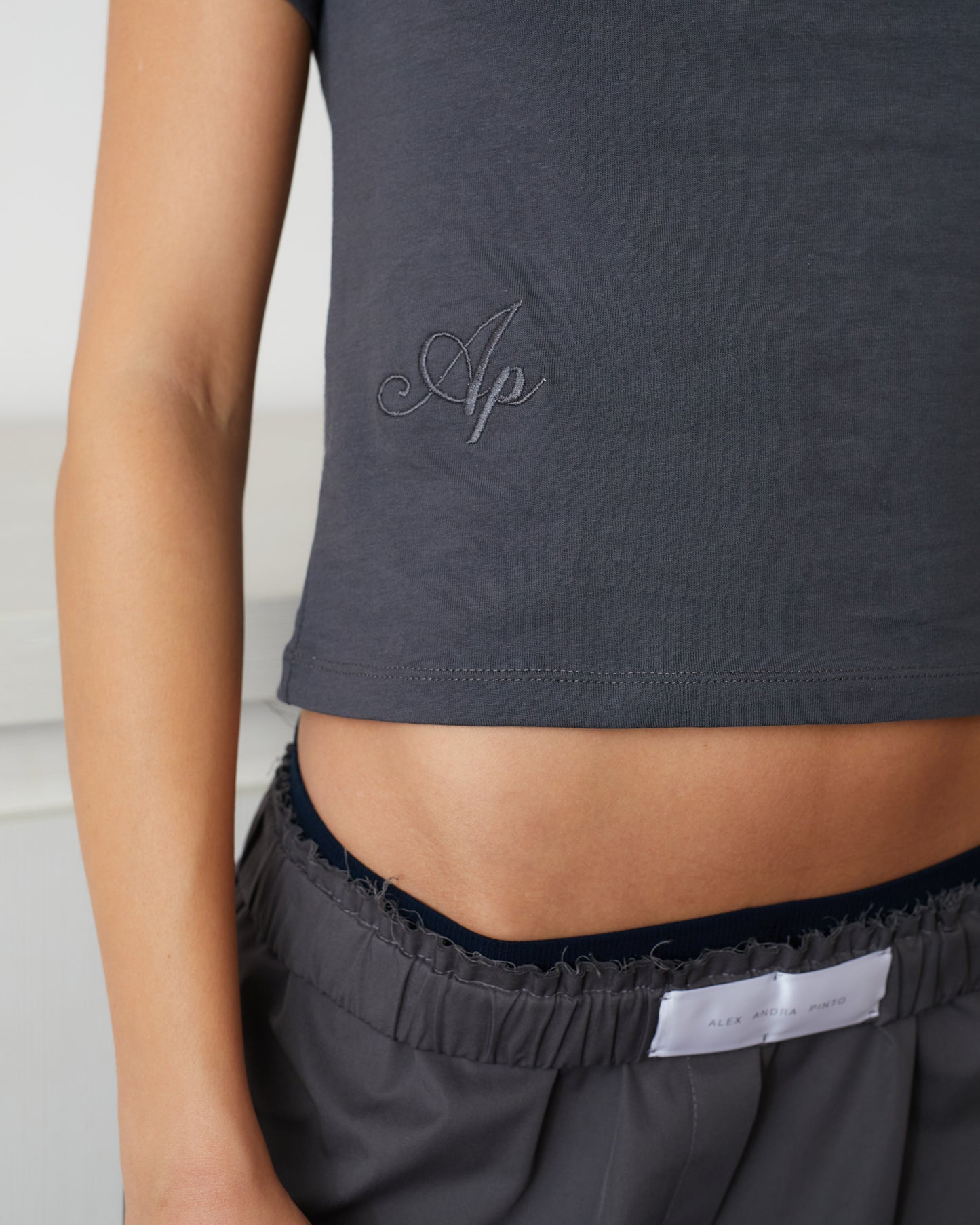 BABY T-SHIRT \ Charcoal