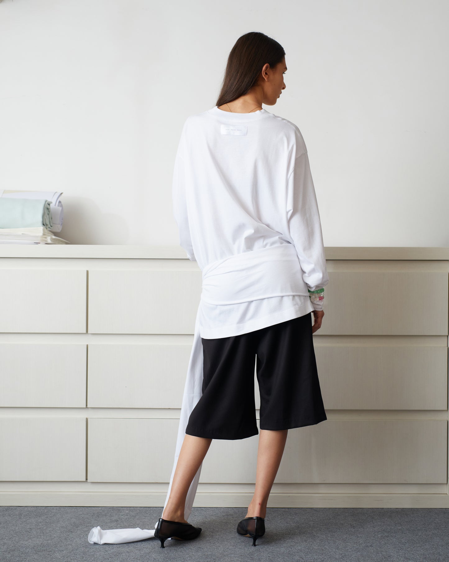 L.S T SHIRT \ White