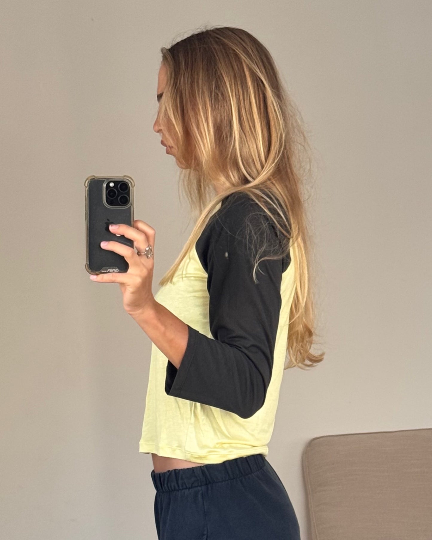 RAGLAN T \ Yellow & charcoal