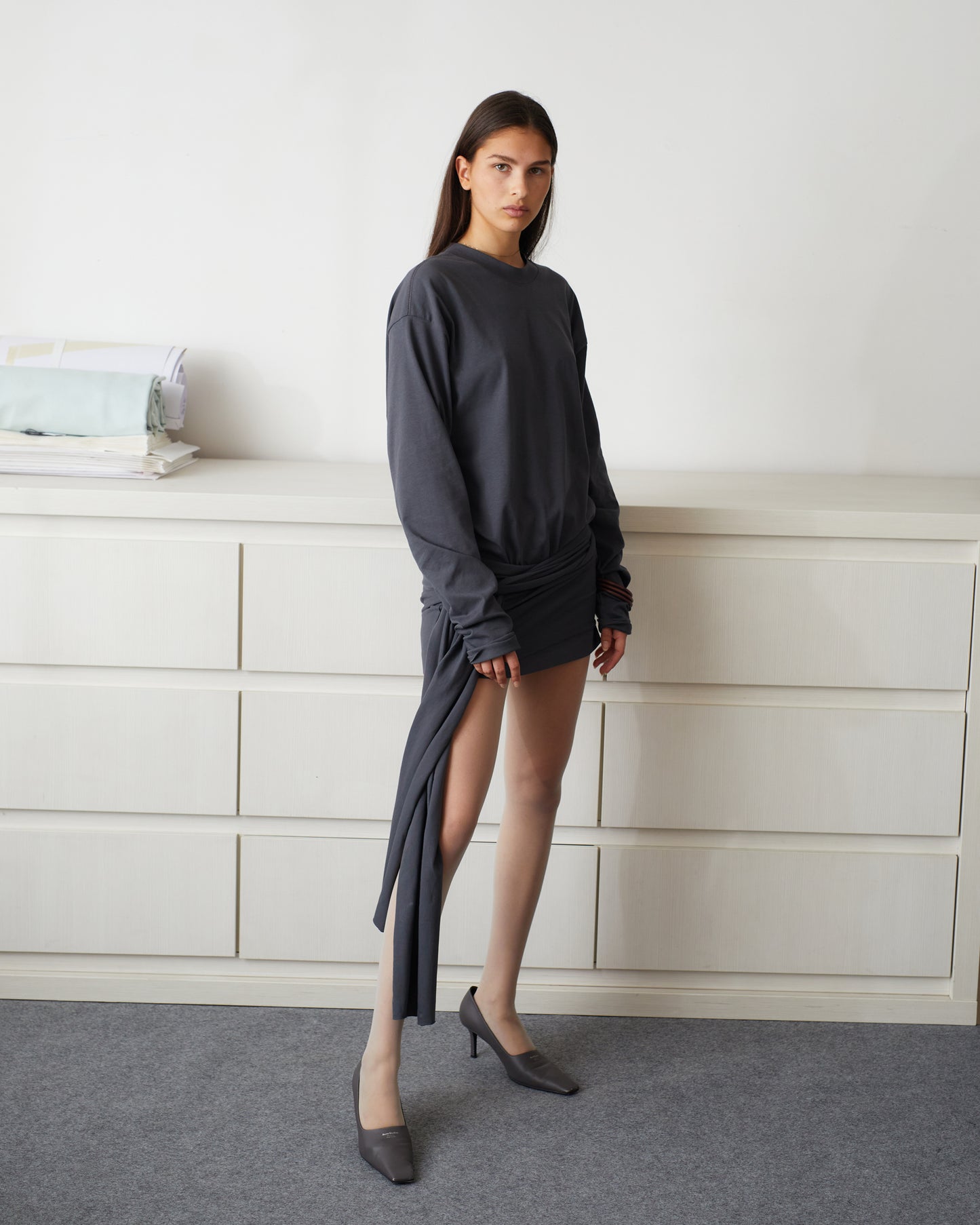 L.S T SHIRT \ Charcoal grey