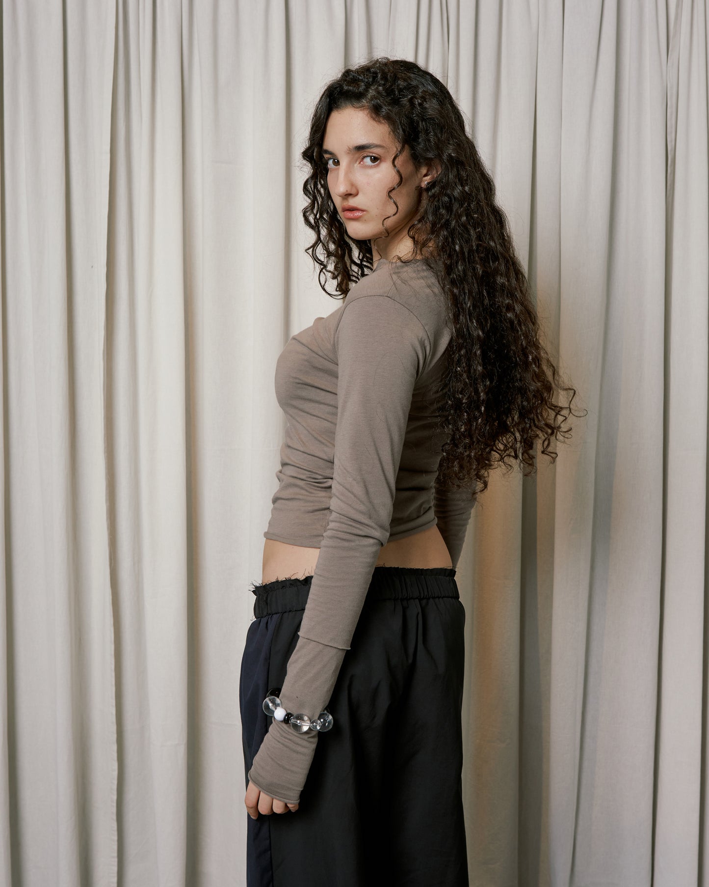 DOUBLE SLEEVES TOP \ Greige