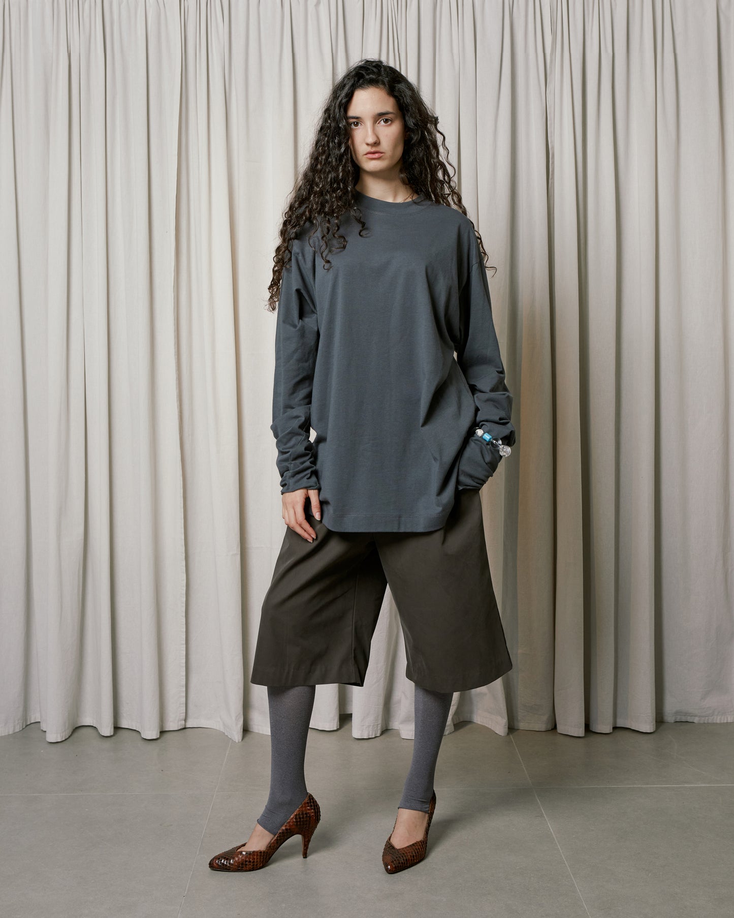 L.S T SHIRT \ Charcoal grey