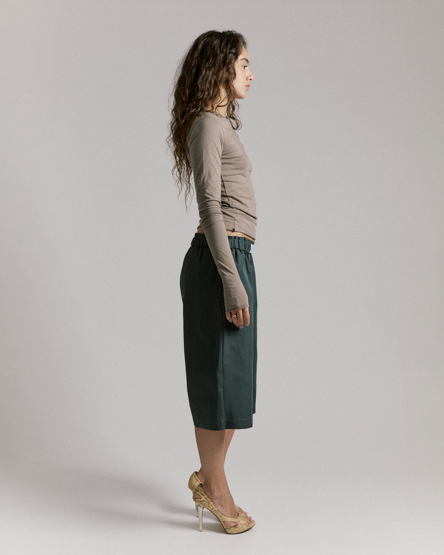 DOUBLE SLEEVES TOP \ Greige