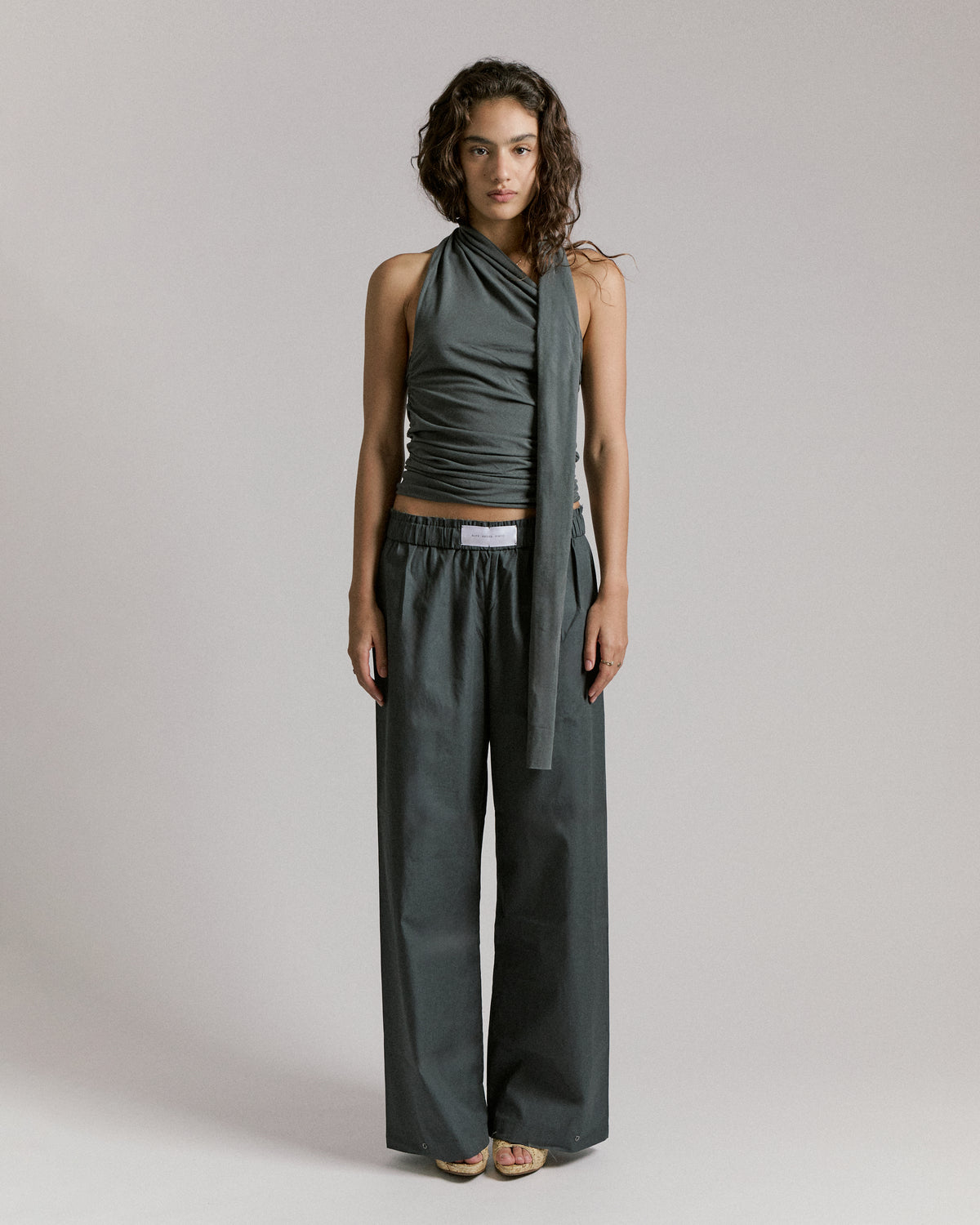 STATUE TOP \ Charcoal