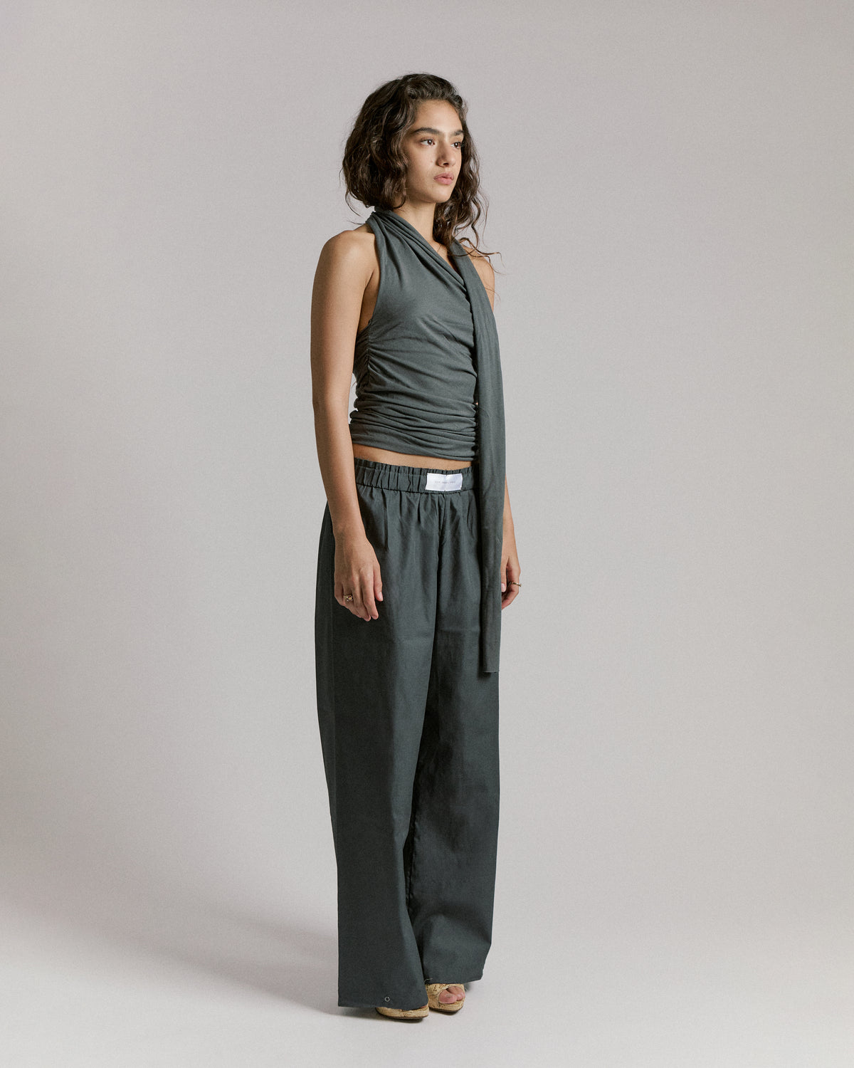 STATUE TOP \ Charcoal